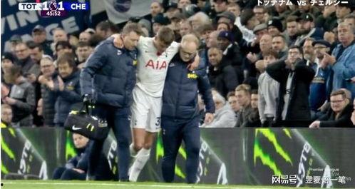 国产双后卫比赛视频,力保防线稳固