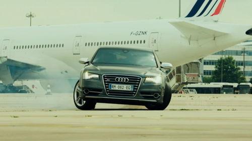 国产剧奥迪飙车视频  第2张